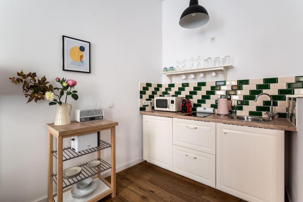 Apartamento Sleek 1Br Flat Near Center By Hm Viena Exterior foto