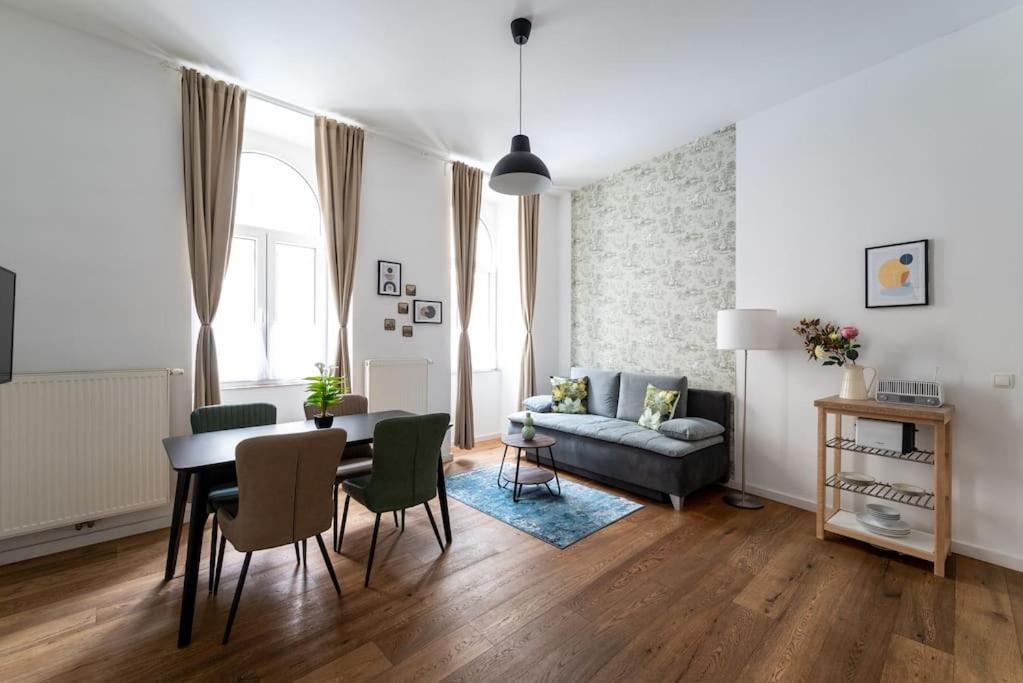 Apartamento Sleek 1Br Flat Near Center By Hm Viena Exterior foto