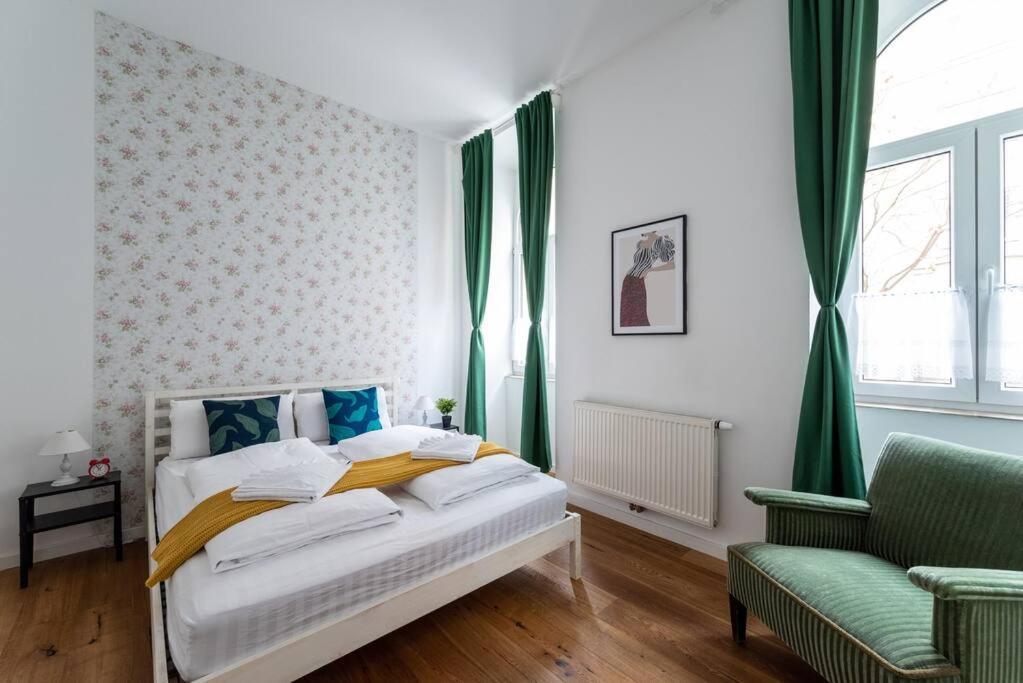 Apartamento Sleek 1Br Flat Near Center By Hm Viena Exterior foto