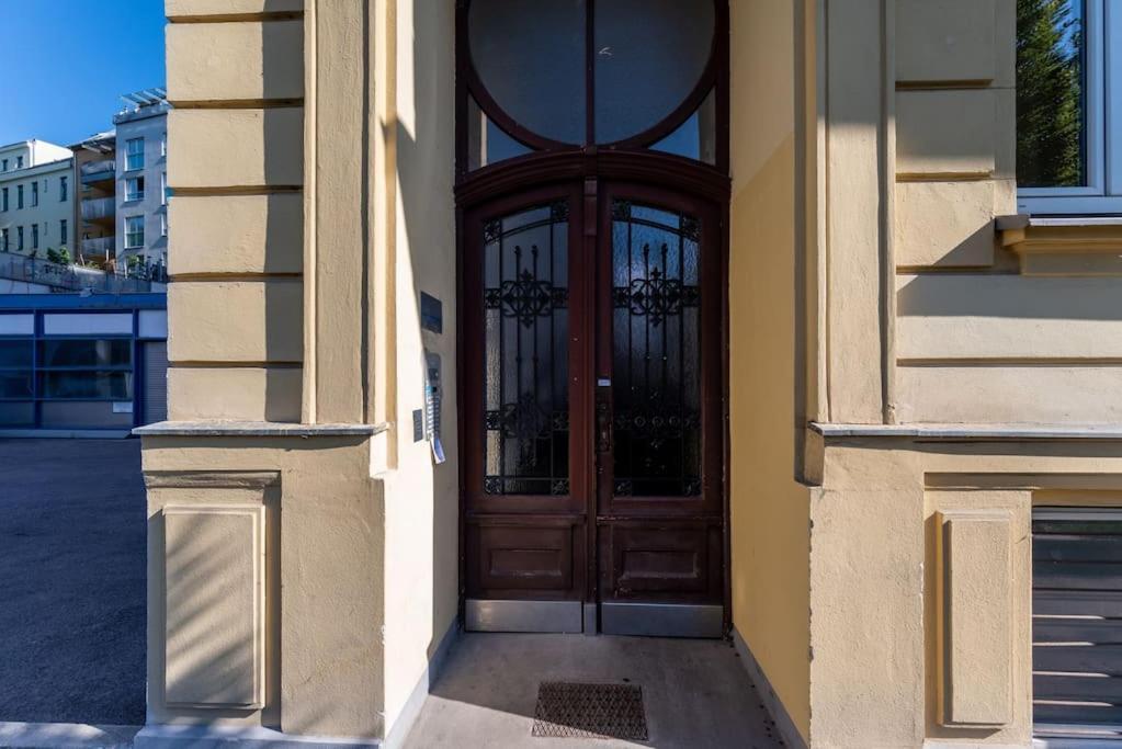 Apartamento Sleek 1Br Flat Near Center By Hm Viena Exterior foto